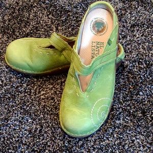 Green El Naturalista Clogs